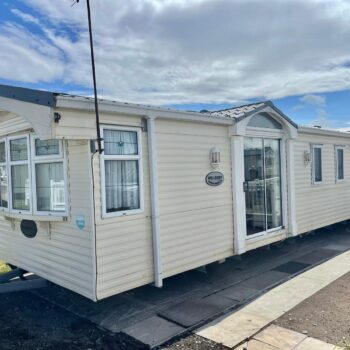 301. Willerby Lyndhurst 3.7 x 11.5 m. 3 bedrooms
